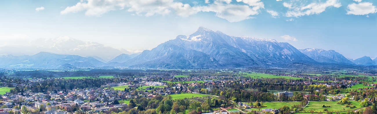 Panoramablick über das Salzburger Land von der Festung Hohensalzburg