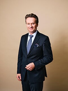 Georg Knill